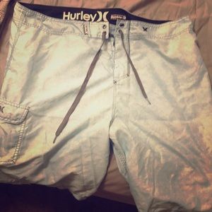 Hurley Buckle swim trunks